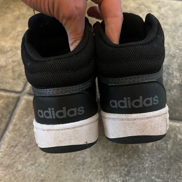 Adidas child Boys Hoops Mid Sneakers - Picture 3 of 8